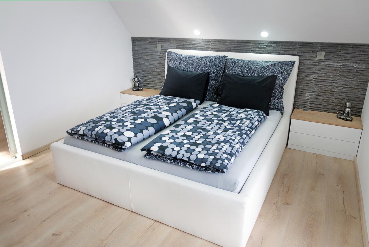 Shambala Apartman Tihany Exteriör bild