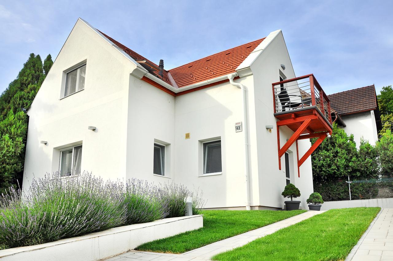 Shambala Apartman Tihany Exteriör bild